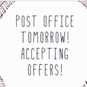 💛 SKINNY JEANS 💛 MAKE AN OFFER ✨